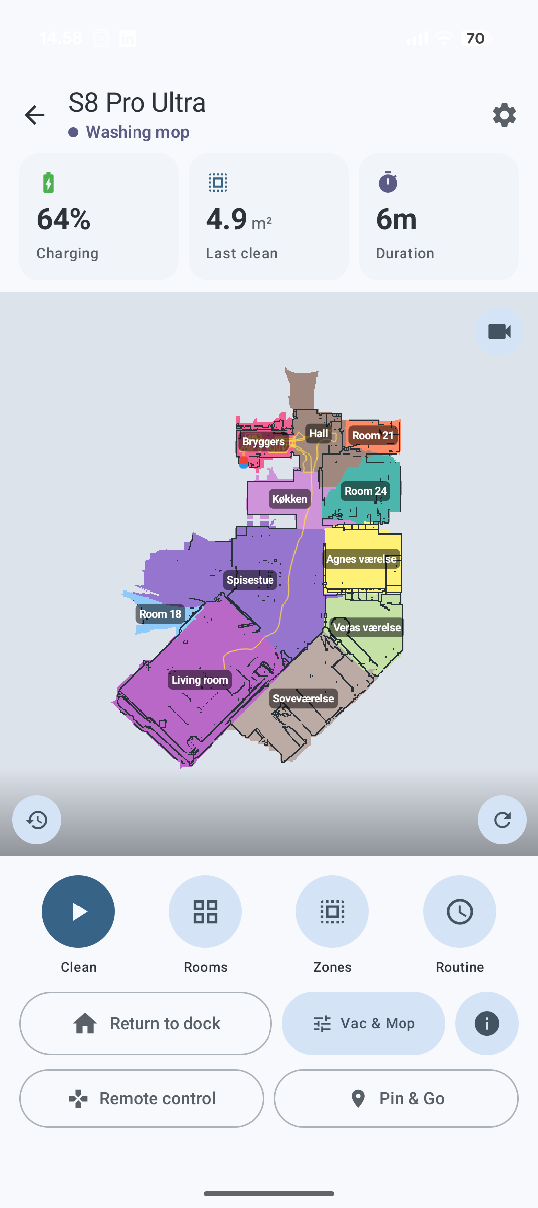 The same live map in light theme
